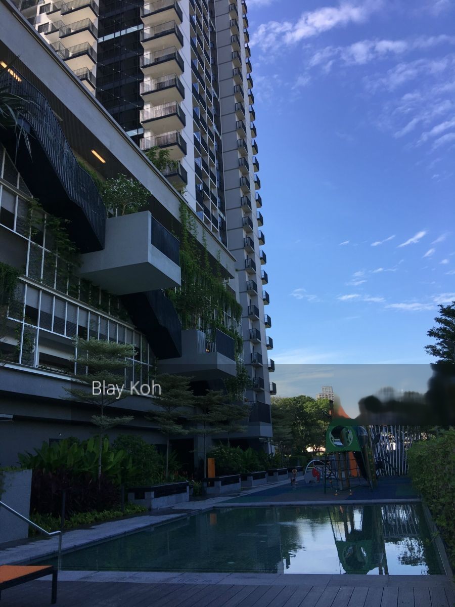 Sky Vue (D20), Condominium #131105072